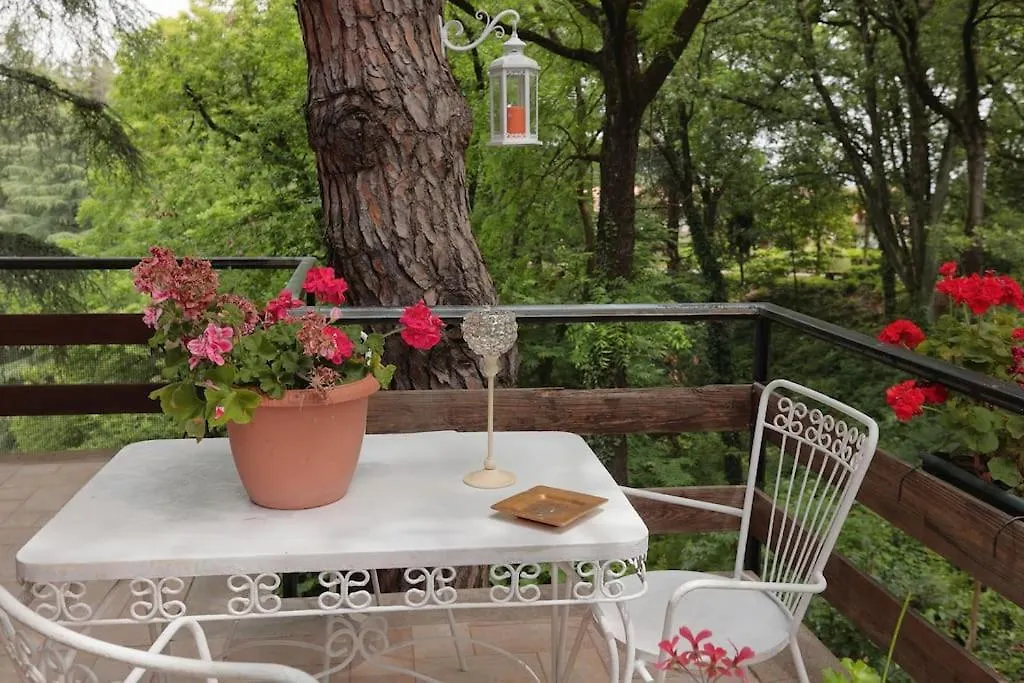 La Barca Nel Frutteto Natura E Relax In Collina Lagune Italy
